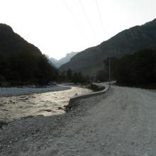 cestou z Valbone do Bajram Curri (20km/h)