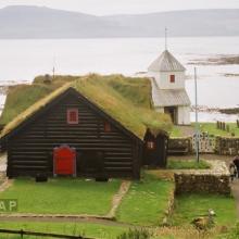 Starý statok Kirkjubøargarður z 11. storočia.